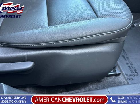 Used 2026 Chevrolet Trax ACTIV w/ Sunroof Package FWD image 23