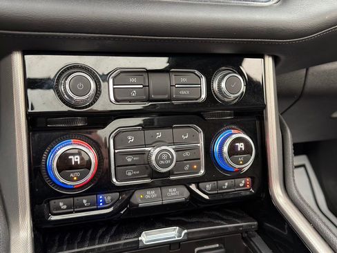 Used 2023 GMC Yukon XL Denali w/ Denali Reserve Package image 45