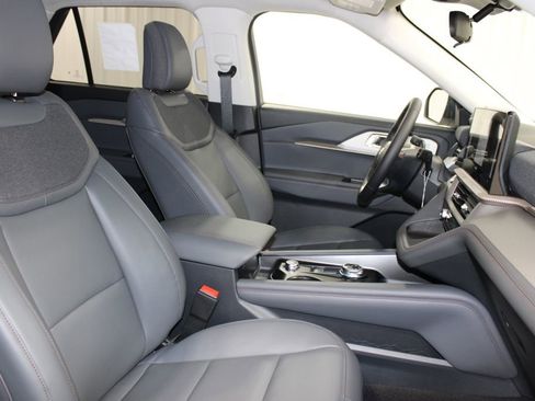 New 2026 Ford Explorer Active image 32