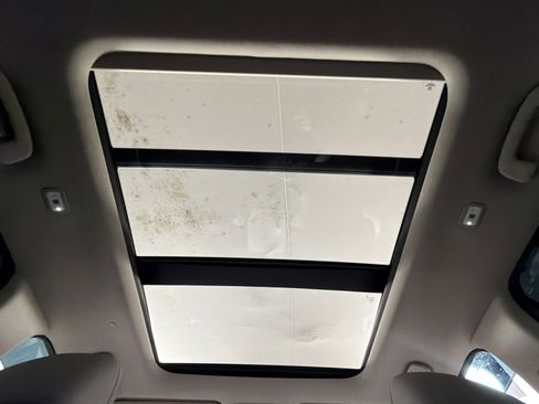 Used 2023 Honda Pilot Elite image 24