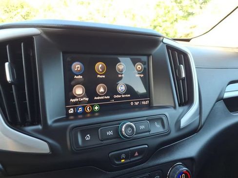 Used 2024 GMC Terrain SLE w/ Driver Convenience Package FWD image 17
