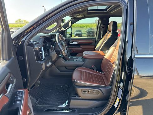 Used 2024 GMC Sierra 3500 Denali Ultimate image 19