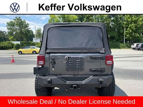 Used 2016 Jeep Wrangler Unlimited Sport AWD/4WD image 4