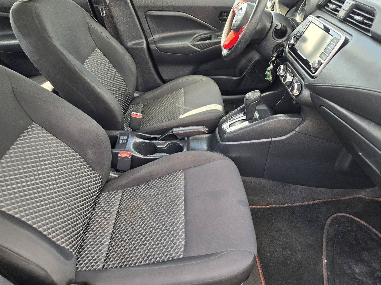 Used 2022 Nissan Versa S FWD image 13