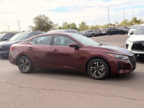Used 2025 Nissan Sentra SV FWD image 7