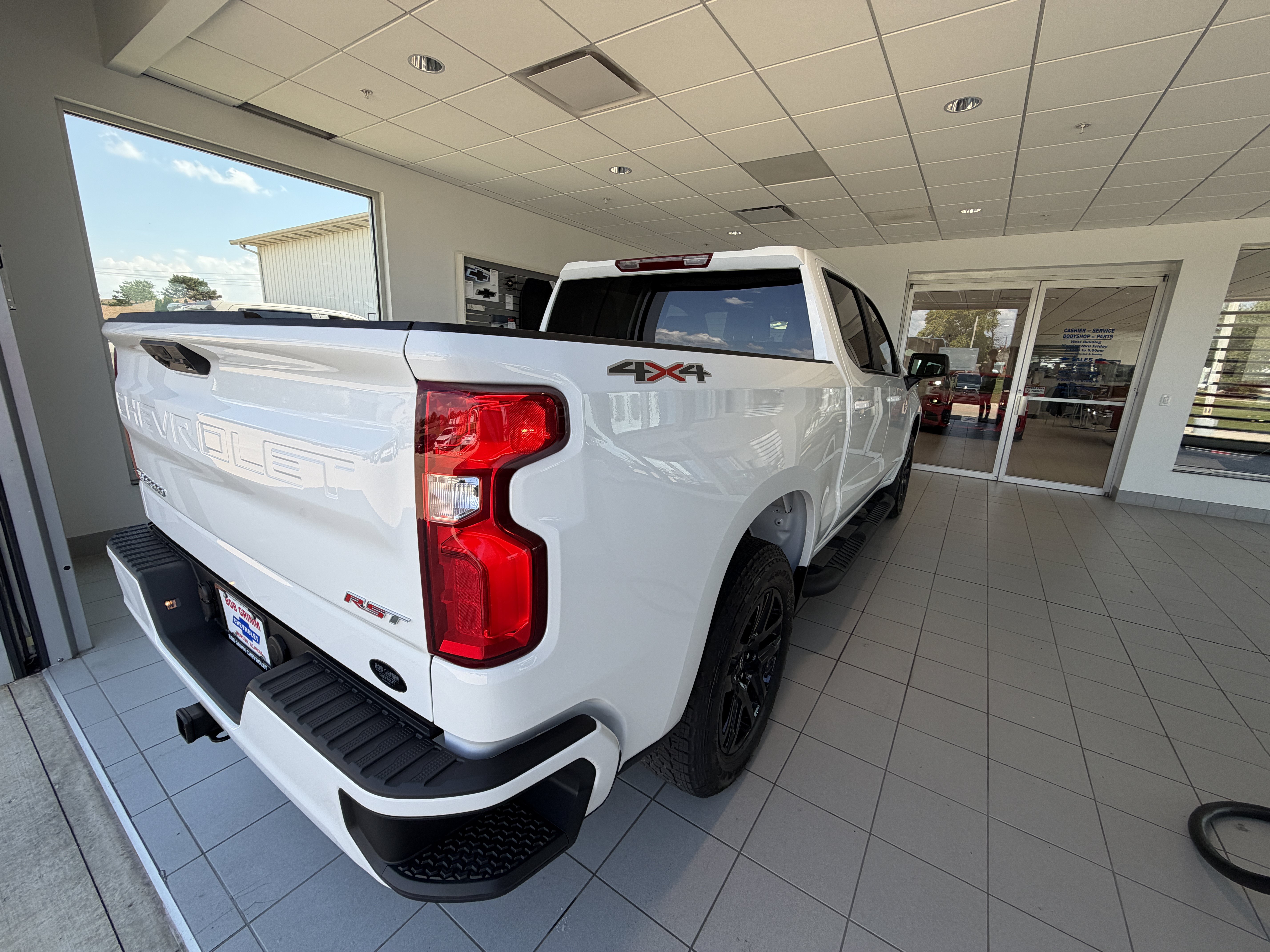 New 2026 Chevrolet Silverado 1500 RST w/ RST Select Package AWD/4WD image 7