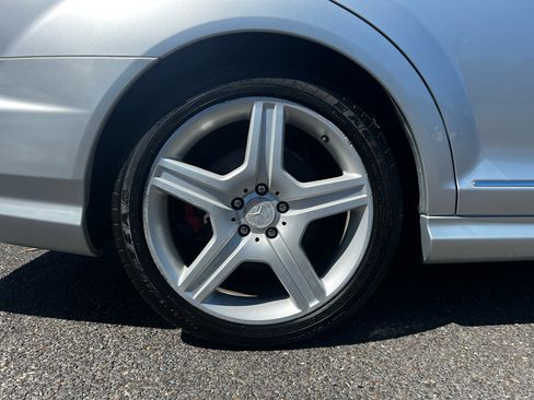 Used 2009 Mercedes-Benz S 550 4MATIC image 29