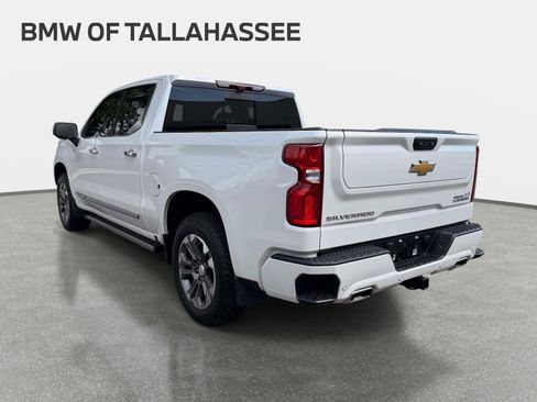 Used 2025 Chevrolet Silverado 1500 High Country w/ Technology Package AWD/4WD image 8
