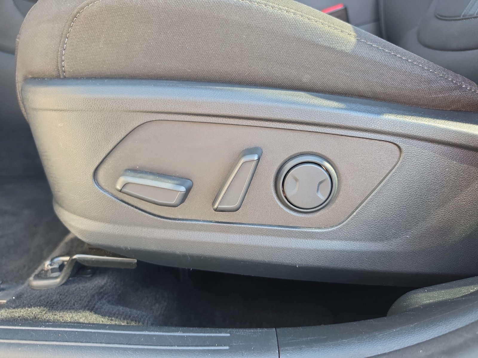 Used 2023 Hyundai Tucson SEL FWD image 16