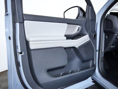Certified 2025 Ford Expedition Active AWD/4WD image 17