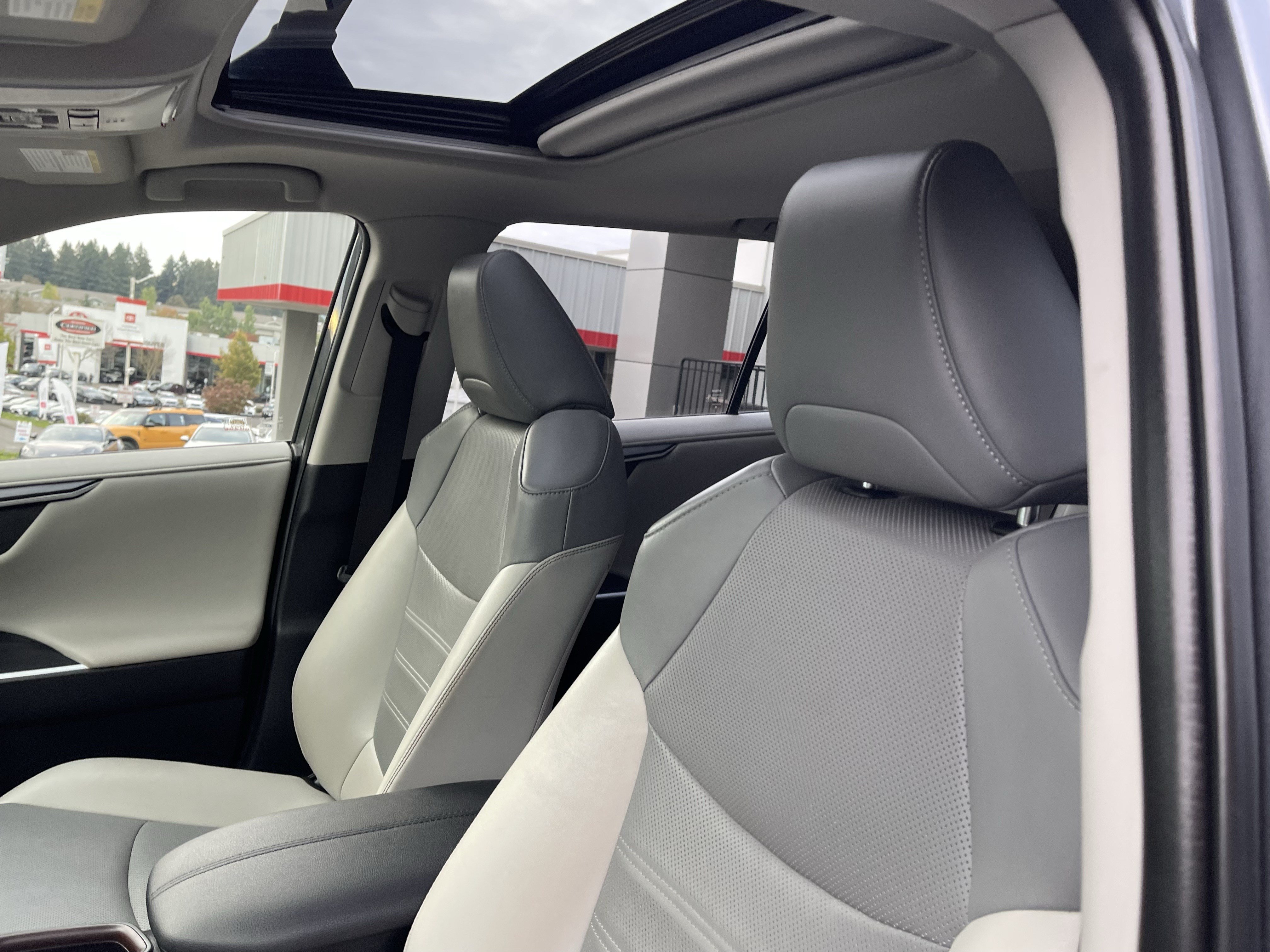 Certified 2021 Toyota RAV4 Limited AWD/4WD image 19