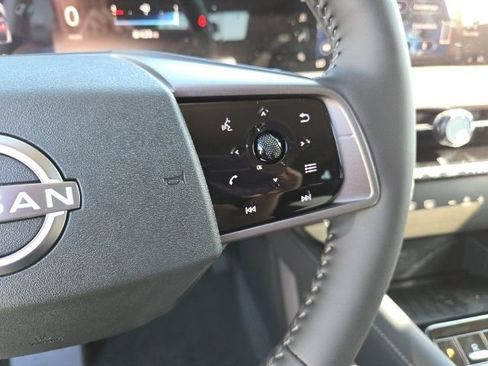 Certified 2025 Nissan Murano SV image 15