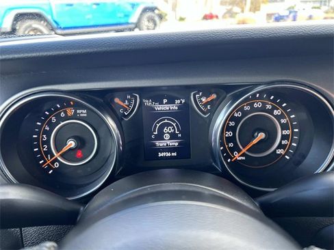 Used 2023 Jeep Gladiator Sport image 27