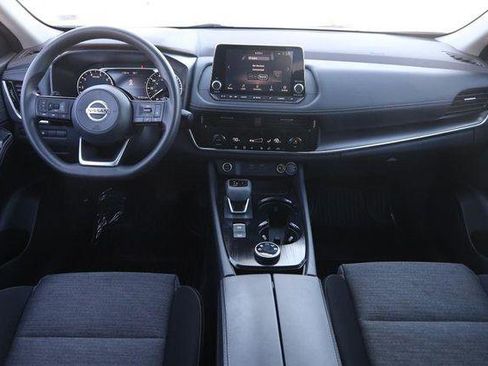 Used 2021 Nissan Rogue SV image 19