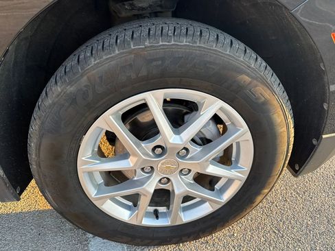 Used 2024 Chevrolet Equinox LT image 12