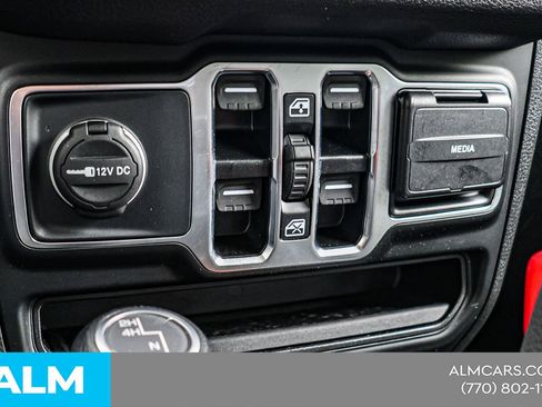Used 2025 Jeep Wrangler Unlimited Sport AWD/4WD image 33