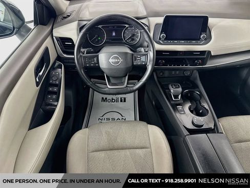 Certified 2025 Nissan Rogue SV AWD/4WD image 20