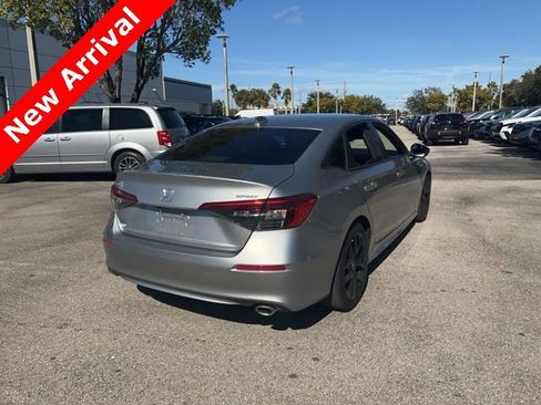 Used 2022 Honda Civic Sport image 13