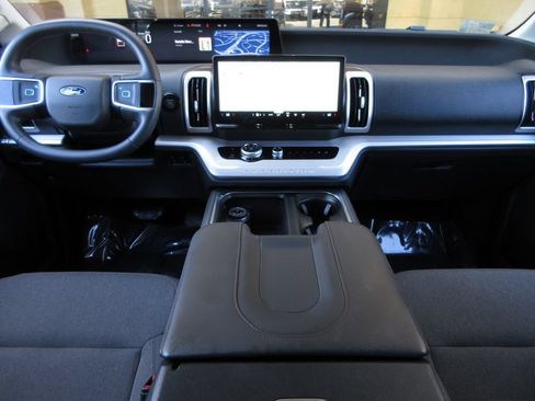 Certified 2025 Ford Expedition Max Active RWD image 17