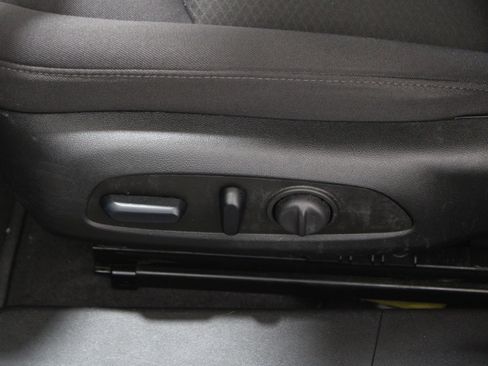 Used 2023 Chevrolet Malibu LT image 7