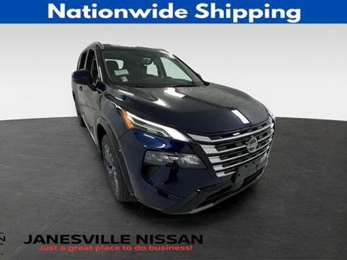 New 2026 Nissan Rogue Platinum AWD/4WD image 1