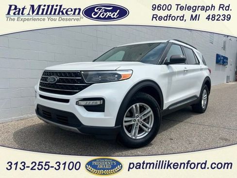 Certified 2023 Ford Explorer XLT w/ Equipment Group 202A AWD/4WD image 1