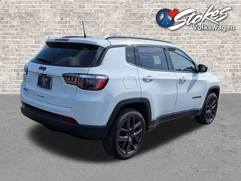 Used 2026 Jeep Compass Latitude AWD/4WD image 4