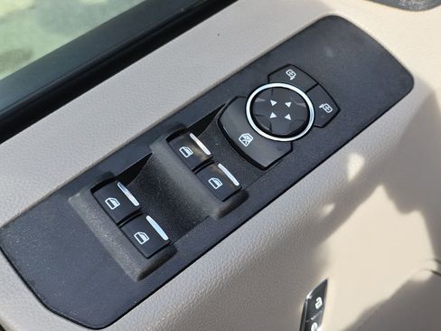 Certified 2022 Ford F250 XL w/ Power Equipment Group image 13