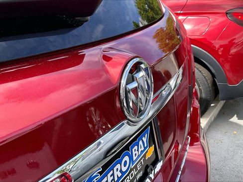 Certified 2022 Buick Encore Preferred w/ Safety Package image 8