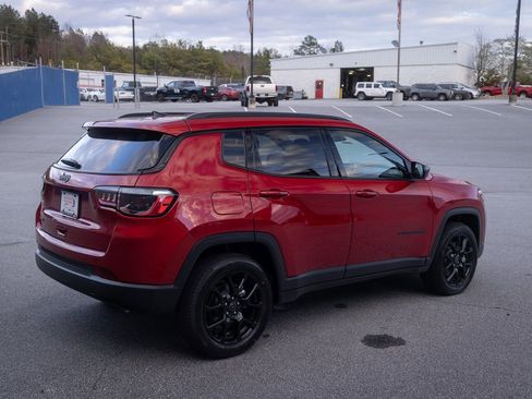 New 2026 Jeep Compass Latitude image 10