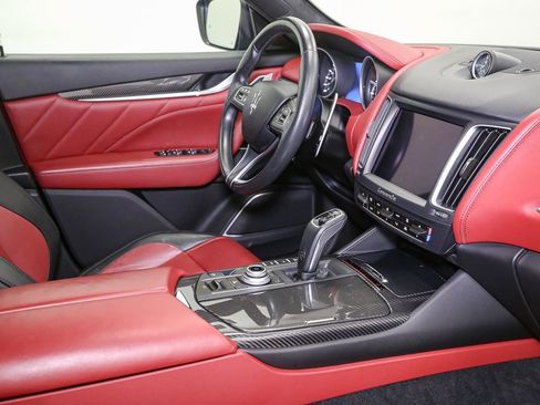 Used 2020 Maserati Levante S GranSport image 22