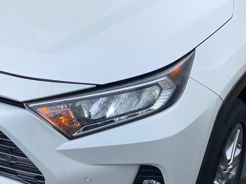 Used 2019 Toyota RAV4 Limited w/ Advanced Technology Package image 6