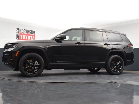 Used 2024 Jeep Grand Cherokee L Altitude image 34