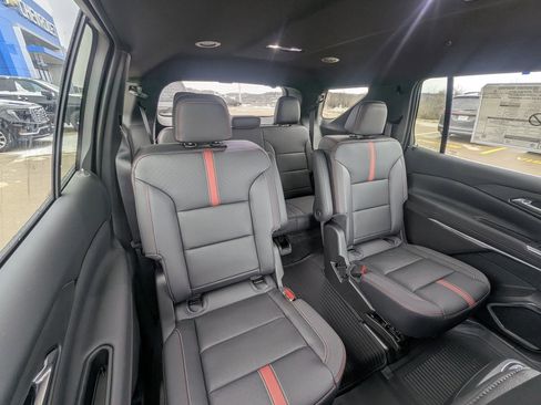 New 2026 Chevrolet Traverse RS w/ LPO, Floor Liner Package image 14