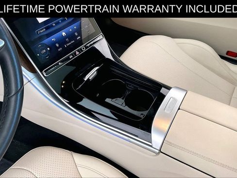 Used 2025 Mercedes-Benz CLE 300 CLE 300 image 18