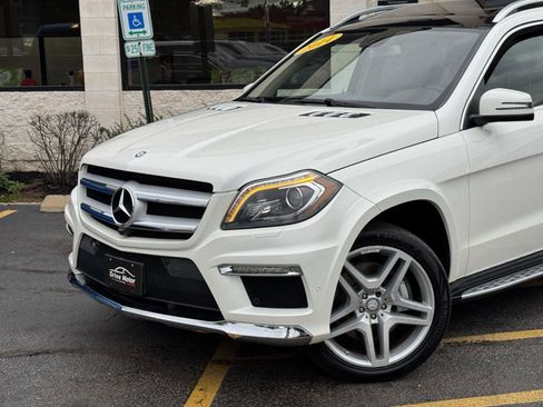 Used 2014 Mercedes-Benz GL 550 4MATIC image 3
