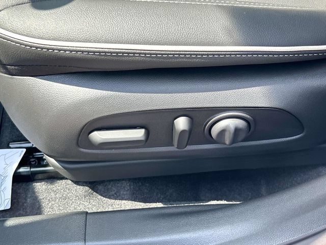 New 2026 Buick Envista Sport Touring w/ Studio Series FWD image 23