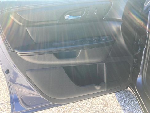 Used 2014 GMC Acadia SLE image 15