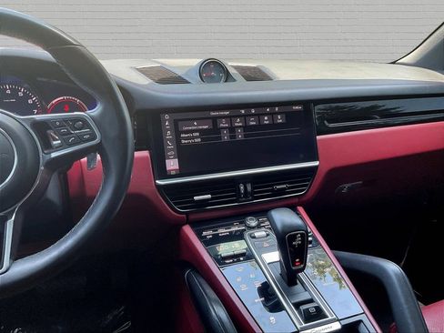 Used 2019 Porsche Cayenne AWD/4WD image 9