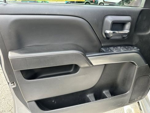 Used 2018 Chevrolet Silverado 1500 LT w/ Texas Edition image 12