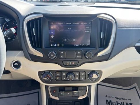 Certified 2024 GMC Terrain Denali w/ Denali Premium Package AWD/4WD image 12