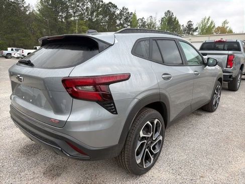 New 2026 Chevrolet Trax RS image 12