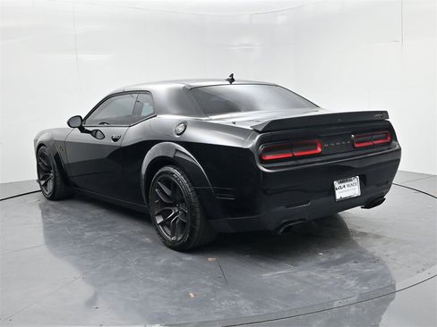 Used 2019 Dodge Challenger SRT Hellcat w/ Widebody Package image 6