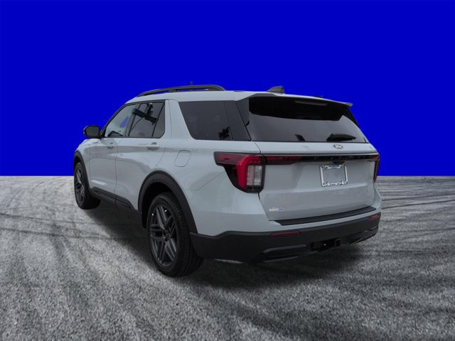 New 2027 Ford Explorer ST-Line w/ Premium Package RWD image 6