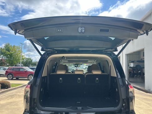 Used 2026 INFINITI QX80 Pure w/ Cargo Package AWD/4WD image 10