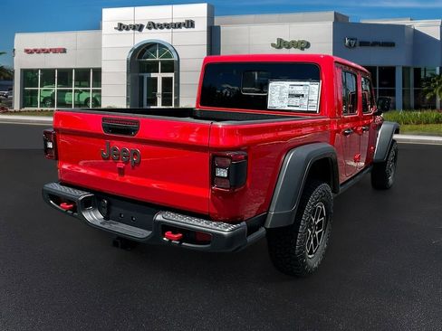 New 2025 Jeep Gladiator Rubicon w/ Convenience Group image 8