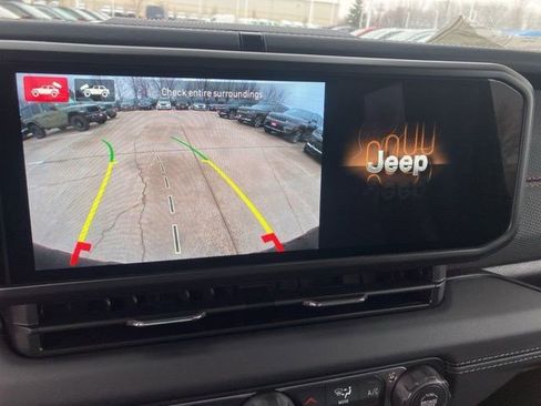 New 2026 Jeep Wrangler Rubicon AWD/4WD image 23
