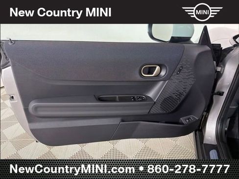 Certified 2025 MINI Cooper 2-Door Hardtop FWD image 12