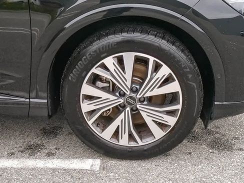 Used 2023 Audi Q4 e-tron Premium Plus w/ Premium Plus image 16