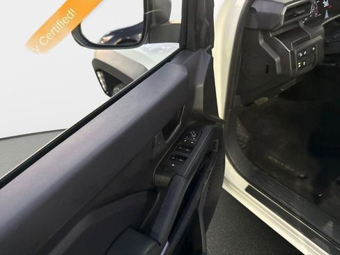 Used 2025 Toyota 4Runner SR5 image 11